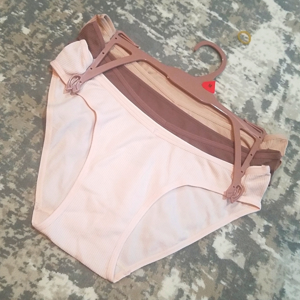 Neutral Panty Set